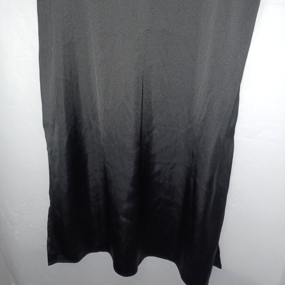 THE DROP WOMEN'S ANA SILKY V-NECK MIDI SLIP DRESS - Picture 8 of 12